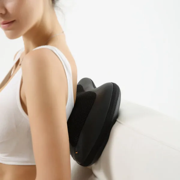 Effektive Rückenmassage durch Massagekissen